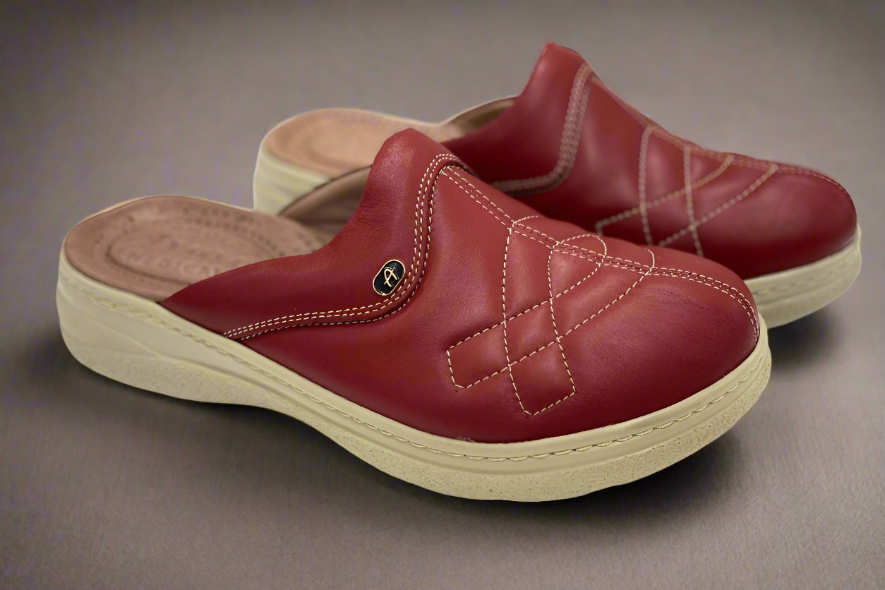 SABOT MEDICAL REF CASUAL - Arwa Shoes
