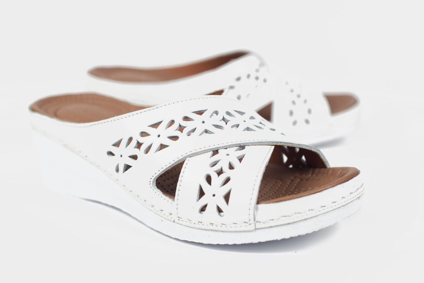 SANDALE MEDICAL EN CUIR - Arwa Shoes