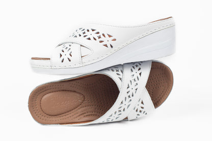 SANDALE MEDICAL EN CUIR - Arwa Shoes